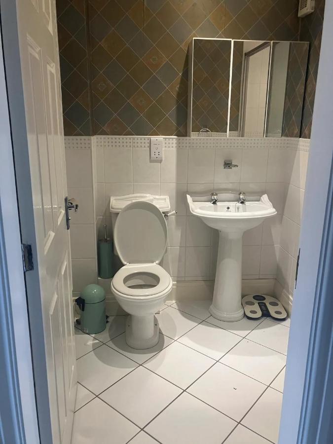 Central Chester Bedrooms מראה חיצוני תמונה