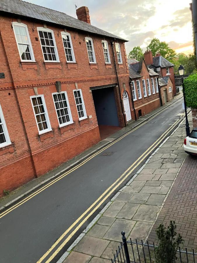 Central Chester Bedrooms מראה חיצוני תמונה